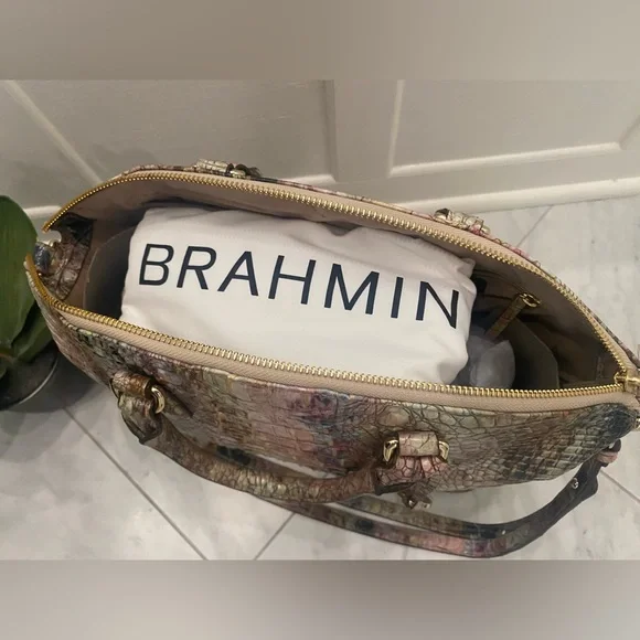 Brahmin Opal Melbourne Large Duxbury Satchel Handbag. Perfect Condition. - Picture 3 of 4